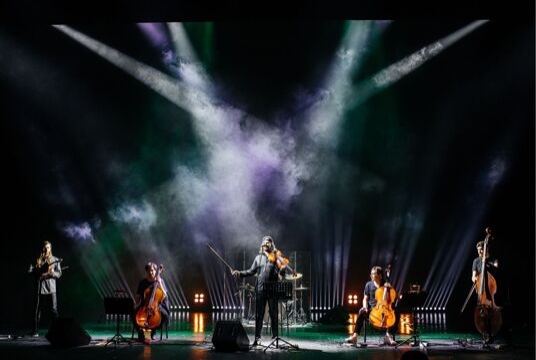 Концерт в лофт-особняке «Atomic Cellos: мировые рок-хиты на виолончелях»